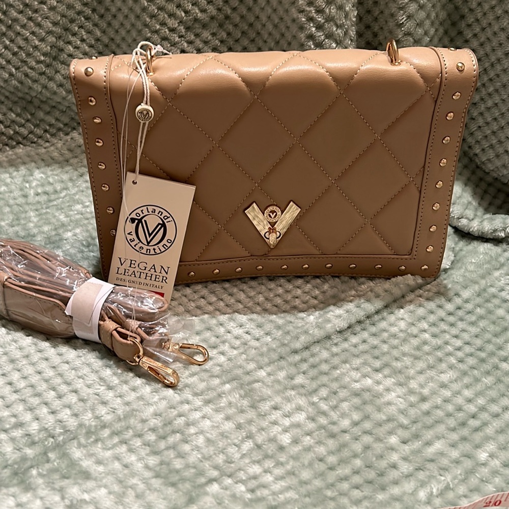 NWT kiss lock Valentino Orlandi Vegan leather crossbody